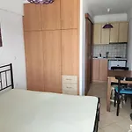 Karavela 's House 2 *